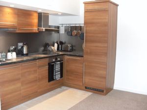 Kitchen area- click for photo gallery